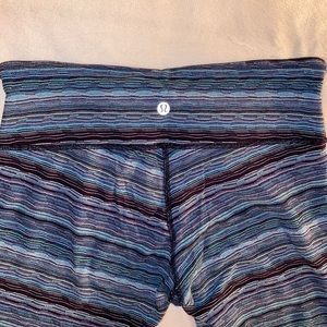 Lululemon Leggings Blue Striped 6